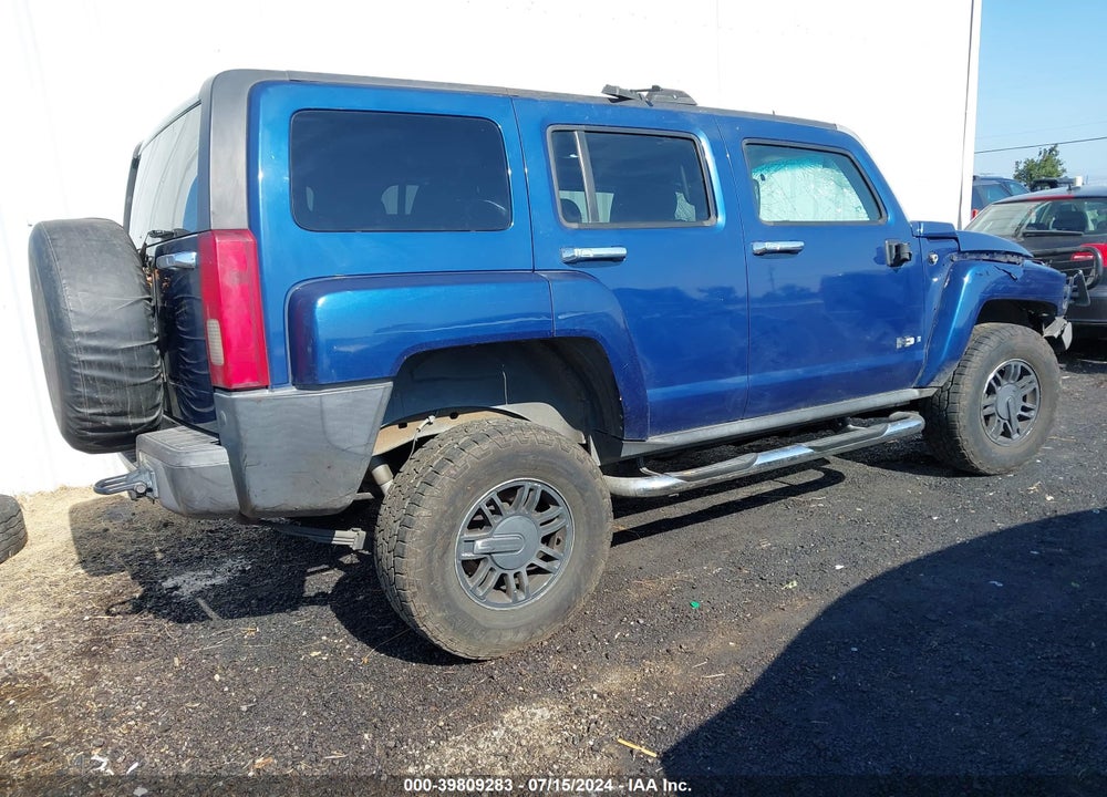 2006 HUMMER H3 SUV VIN: 5GTDN136X68135837