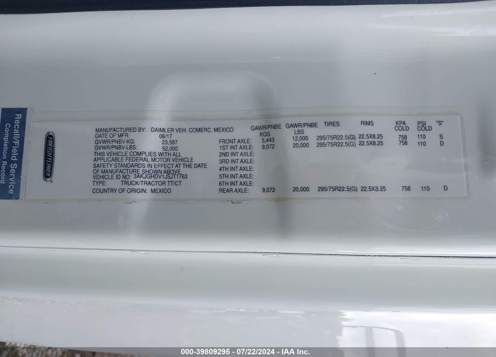 2018 FREIGHTLINER CASCADIA 113 VIN: 3AKJGHDV1JSJT1763