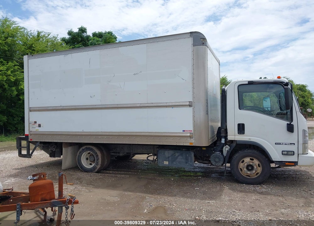 2015 ISUZU NPR DSL REG AT VIN: JALC4W169F7000861