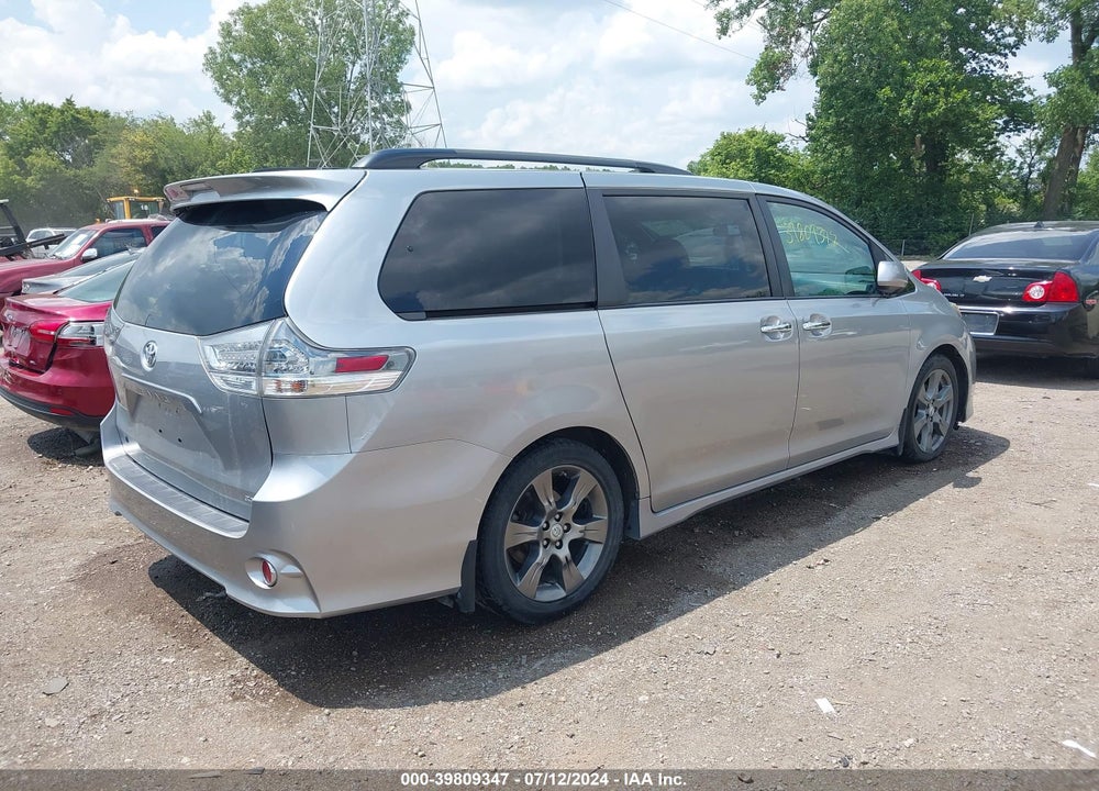 2016 TOYOTA SIENNA SE 8 PASSENGER VIN: 5TDXK3DC5GS707763