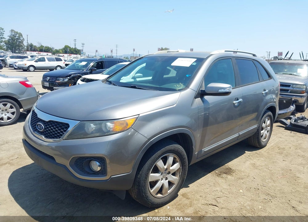 2013 KIA SORENTO VIN: 5XYKT3A64DG315761