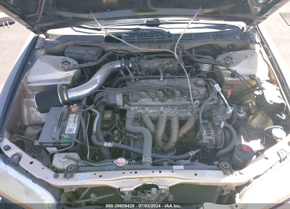 2002 HONDA ACCORD 2.3 LX VIN: 3HGCG56482G706133