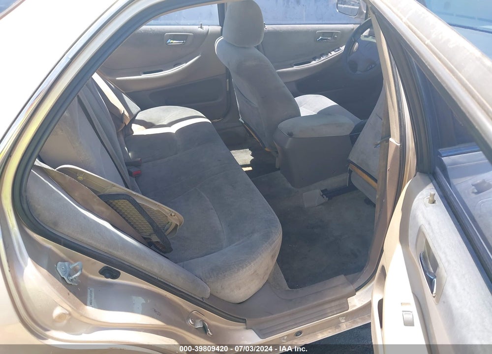 2002 HONDA ACCORD 2.3 LX VIN: 3HGCG56482G706133