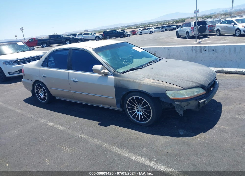 2002 HONDA ACCORD 2.3 LX VIN: 3HGCG56482G706133