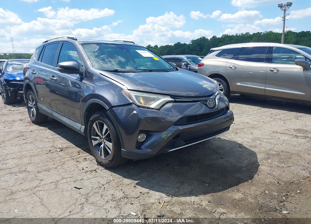 2016 TOYOTA RAV4 XLE VIN: 2T3WFREV0GW275360