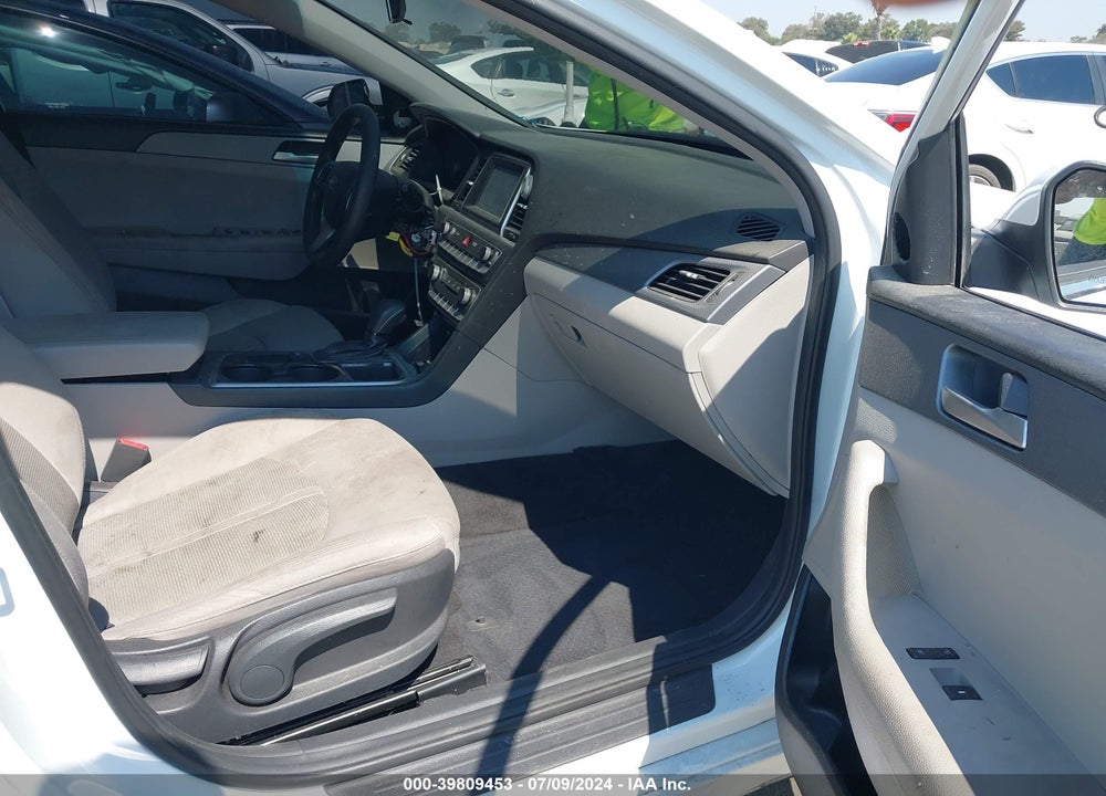2018 HYUNDAI SONATA SE VIN: 5NPE24AF0JH626405