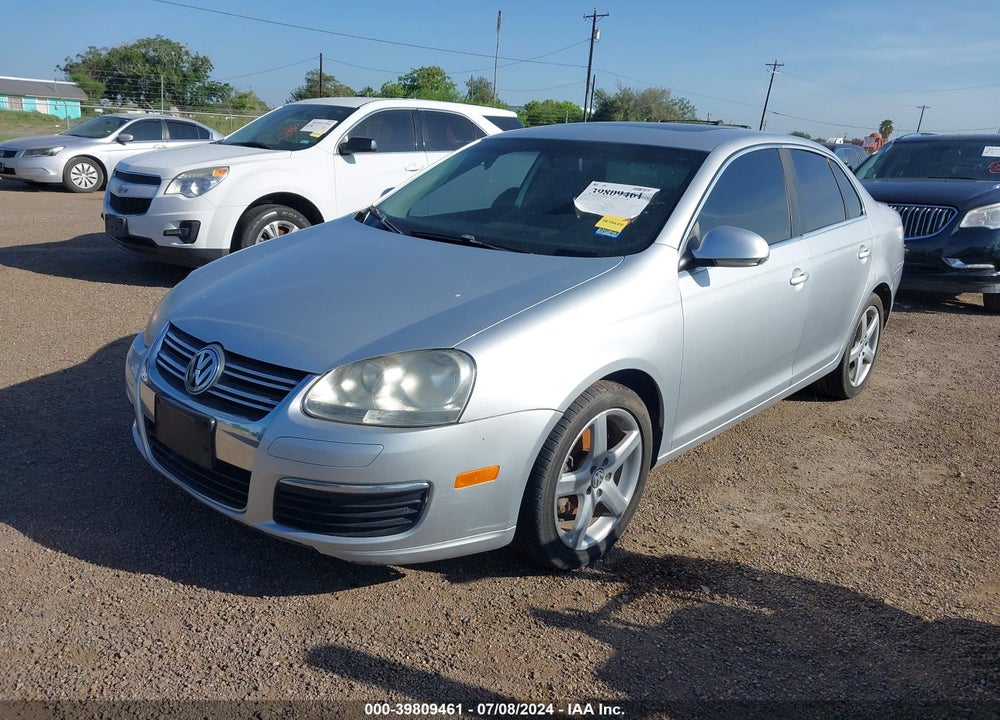 2010 VOLKSWAGEN JETTA TDI VIN: 3VWRL7AJ7AM117424