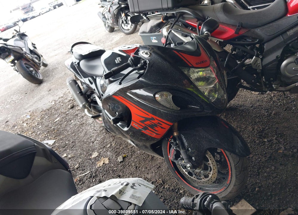 2018 SUZUKI GSX1300 RA VIN: JS1GX72B0J2101203