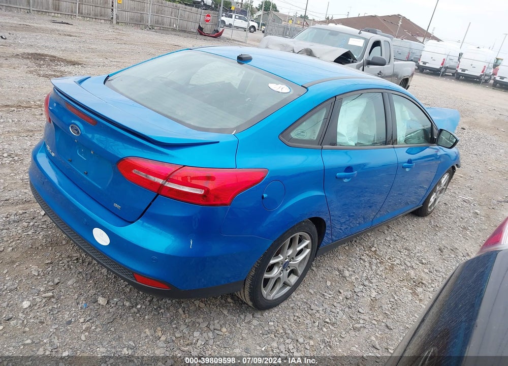 2015 FORD FOCUS SE VIN: 1FADP3F27FL217081