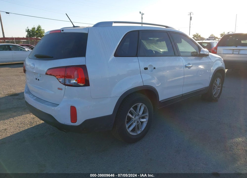 2014 KIA SORENTO LX V6 VIN: 5XYKT4A74EG520691