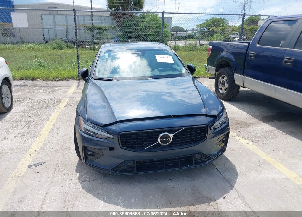 2024 VOLVO S60 VIN: 7JRL12FK4RG299139