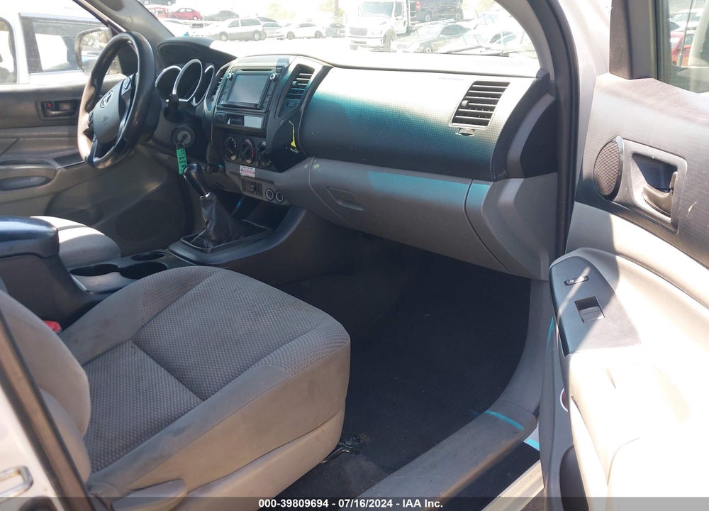 2015 TOYOTA TACOMA VIN: 5TFTX4CN7FX048487