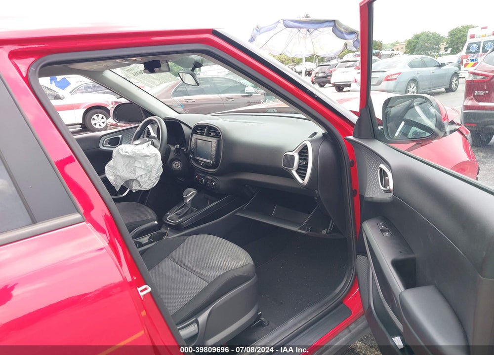 2020 KIA SOUL LX VIN: KNDJ23AU4L7717398
