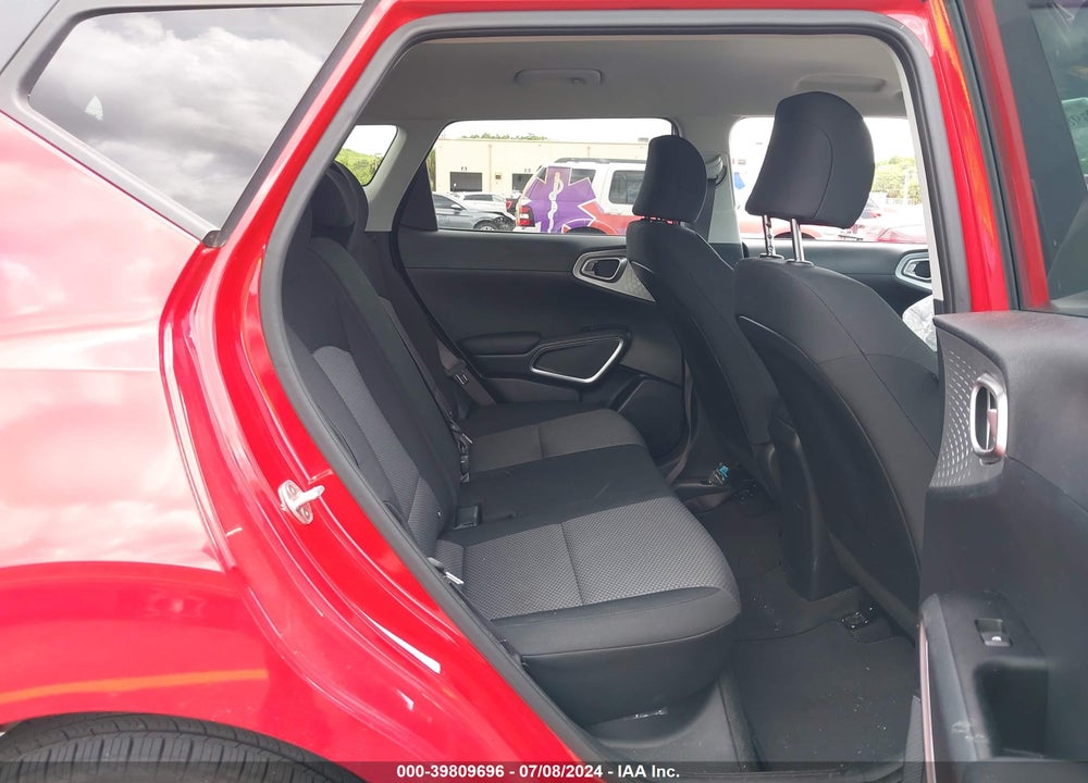 2020 KIA SOUL LX VIN: KNDJ23AU4L7717398