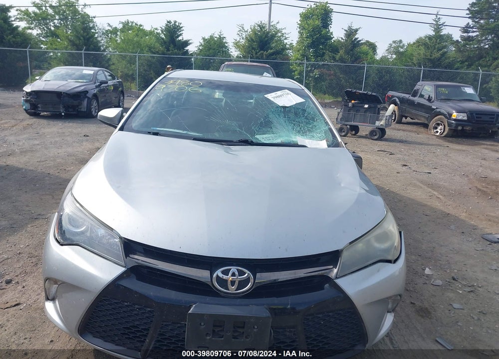 2015 TOYOTA CAMRY SE VIN: 4T1BF1FK9FU889965