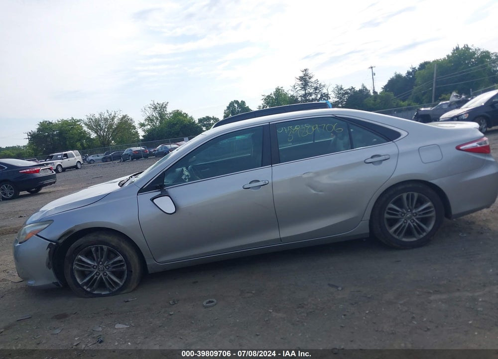2015 TOYOTA CAMRY SE VIN: 4T1BF1FK9FU889965