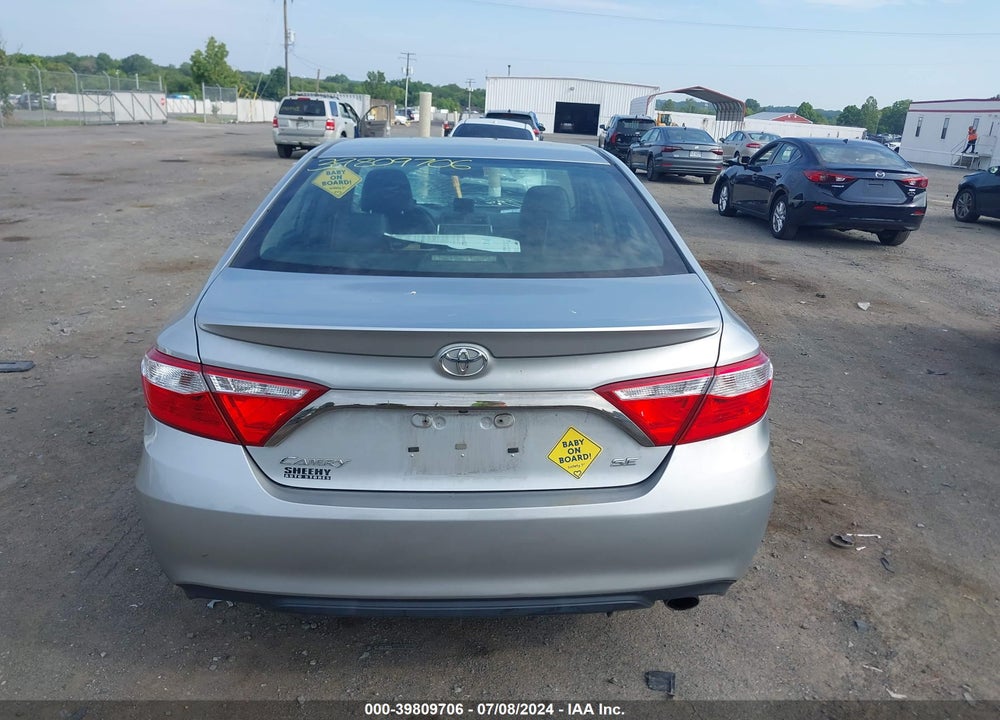 2015 TOYOTA CAMRY SE VIN: 4T1BF1FK9FU889965