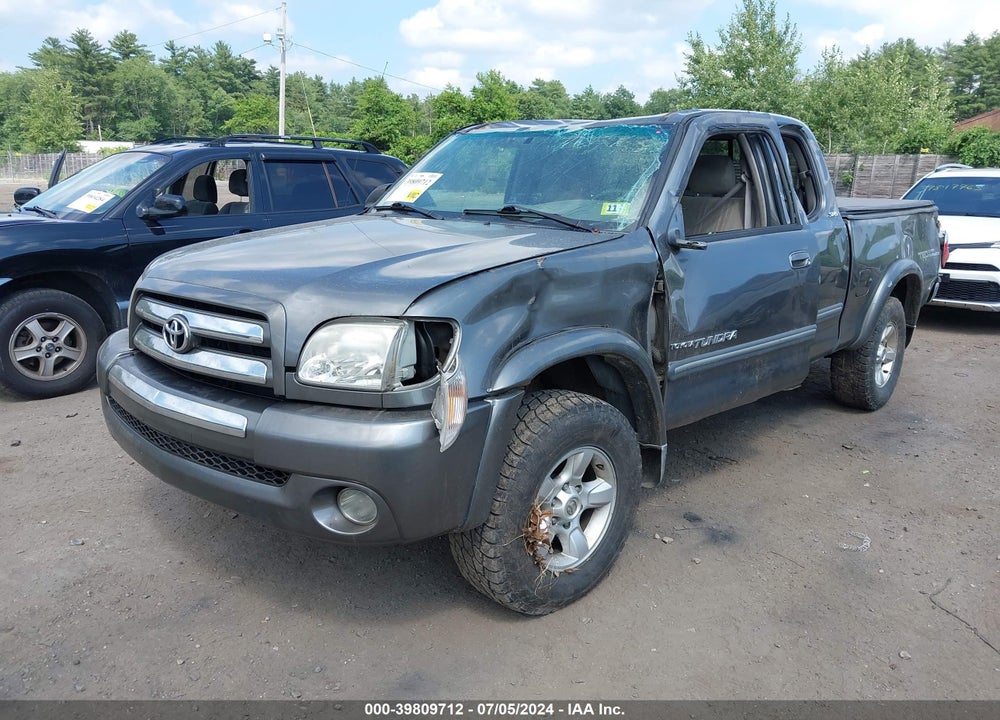 2005 TOYOTA TUNDRA SR5 V8 VIN: 5TBBT44125S462812