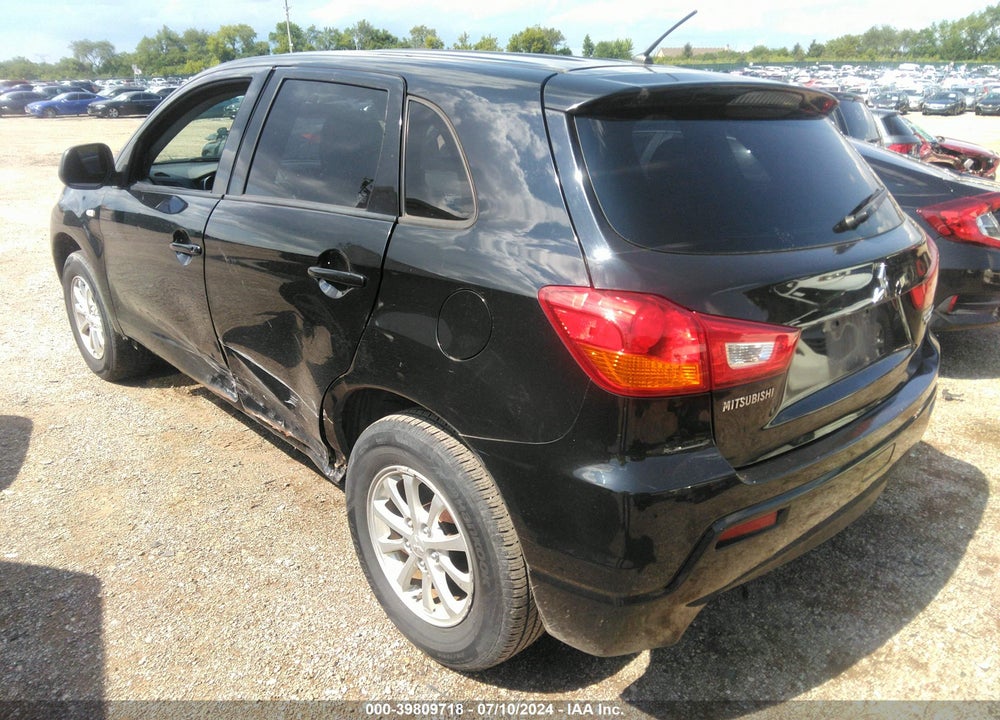2011 MITSUBISHI OUTLANDER SPORT ES VIN: JA4AP3AU0BZ002262