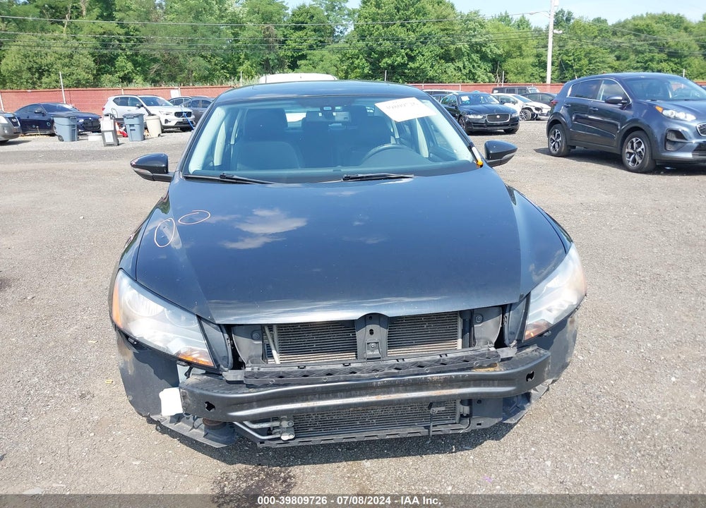 2012 VOLKSWAGEN PASSAT 2.5L SE VIN: 1VWBP7A31CC038598