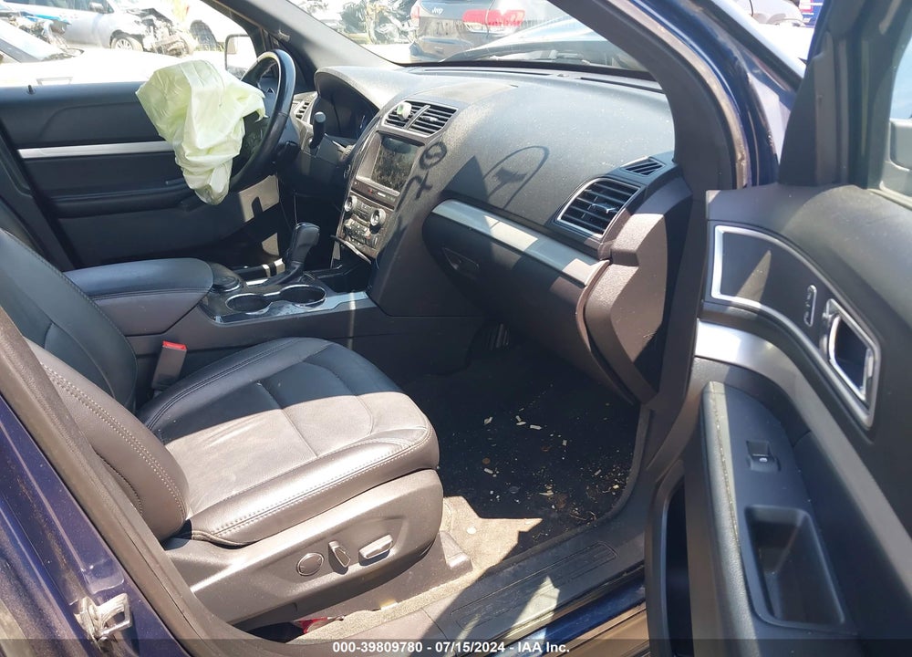 2017 FORD EXPLORER XLT VIN: 1FM5K8D80HGC65546
