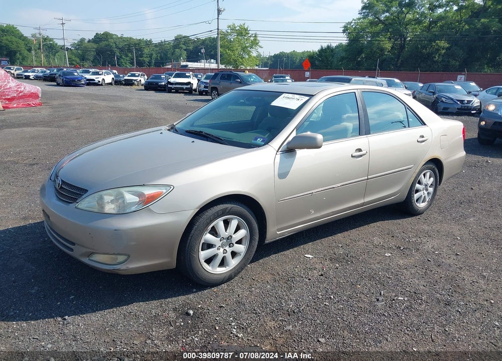 2004 TOYOTA CAMRY XLE VIN: 4T1BE30K34U845612