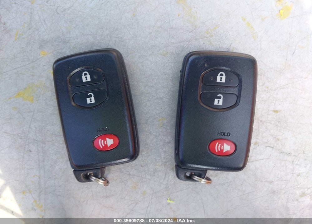 2010 TOYOTA PRIUS III VIN: JTDKN3DUXA1115774