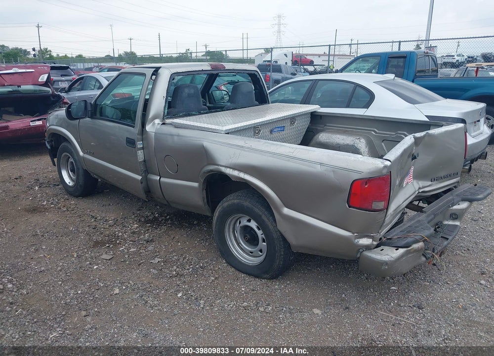2000 CHEVROLET S-10 VIN: 1GCCS1444YK187804