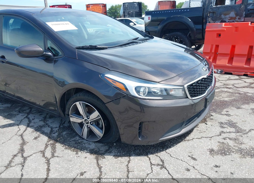 2018 KIA FORTE LX VIN: 3KPFL4A74JE226488