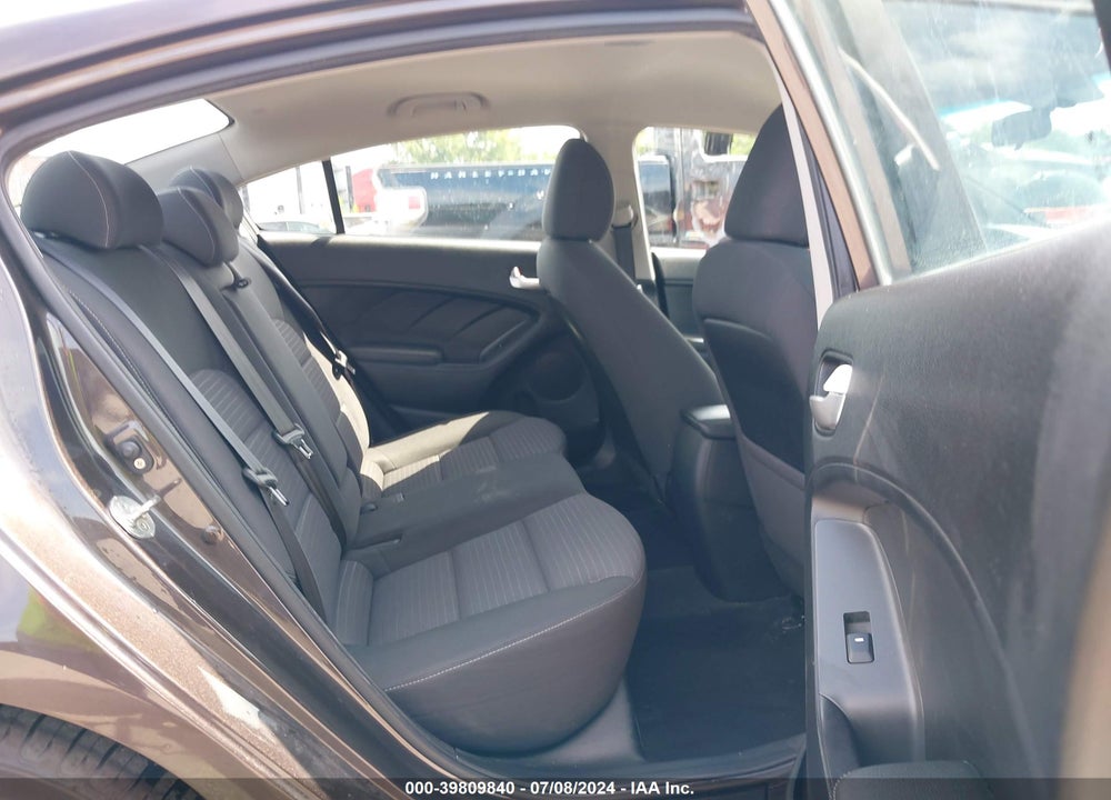 2018 KIA FORTE LX VIN: 3KPFL4A74JE226488