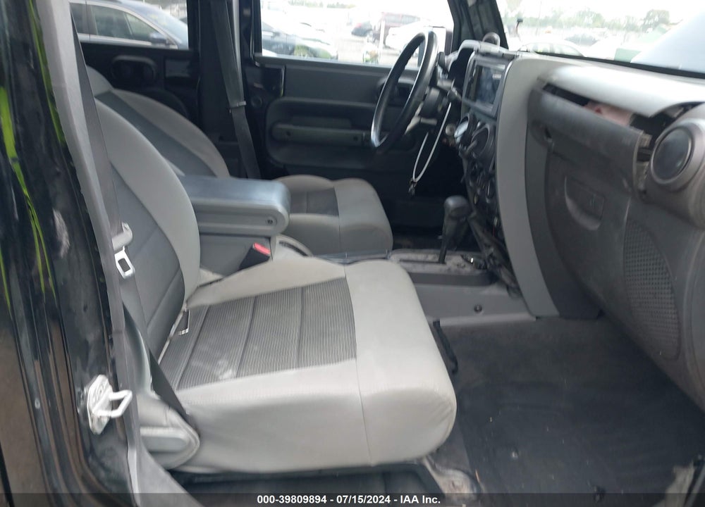 2008 JEEP WRANGLER UNLIMITED X VIN: 1J4GA39128L526837