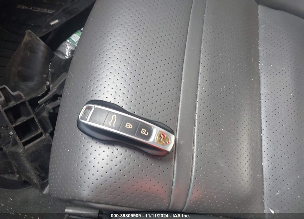 2019 PORSCHE CAYENNE VIN: WP1AA2AY5KDA15119