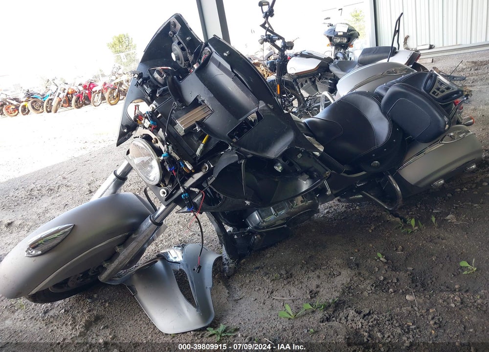 2016 INDIAN MOTORCYCLE CO. CHIEFTAIN VIN: 56KTCAAA5G3333959