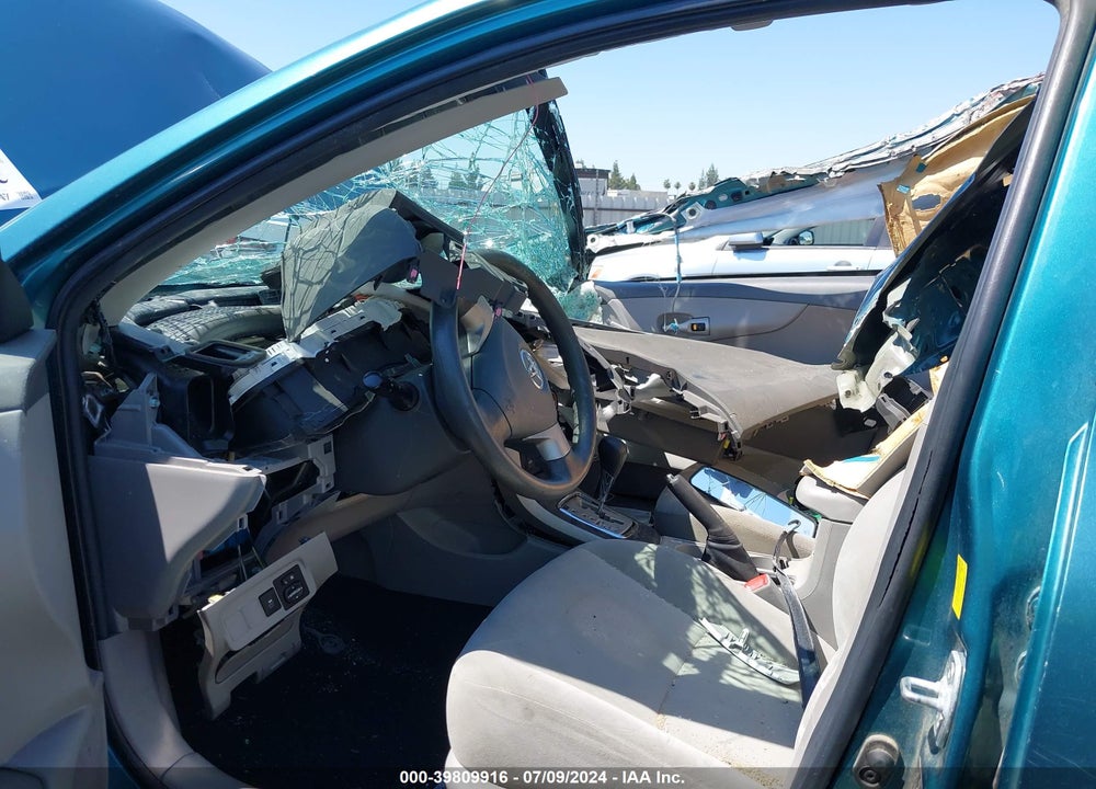 2010 TOYOTA COROLLA LE VIN: 2T1BU4EE5AC400006