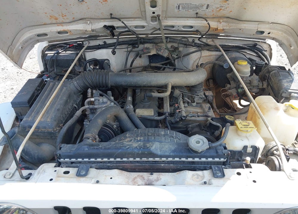 1998 JEEP WRANGLER SAHARA VIN: 1J4FY49S5WP724775