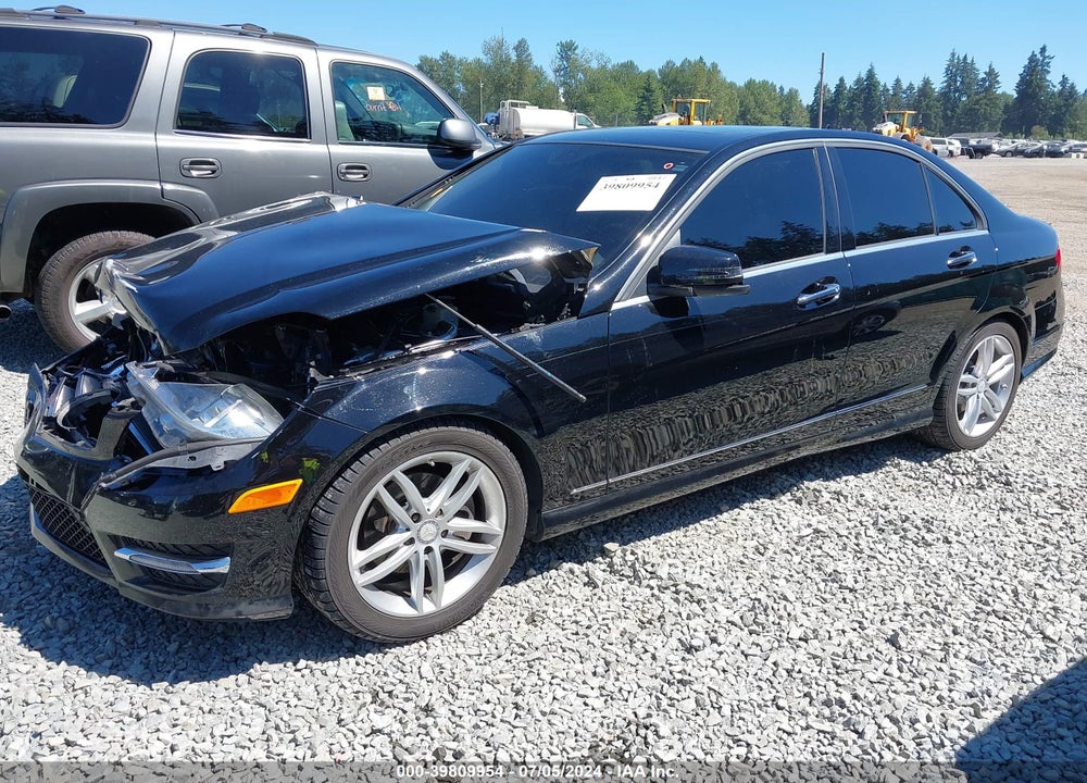 2012 MERCEDES-BENZ C 300 LUXURY 4MATIC/SPORT 4MATIC VIN: WDDGF8BB6CR210702