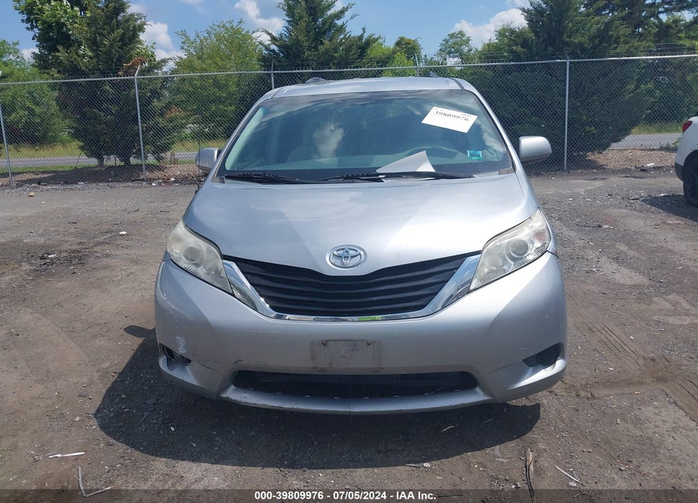 2014 TOYOTA SIENNA LE V6 8 PASSENGER VIN: 5TDKK3DC2ES508807