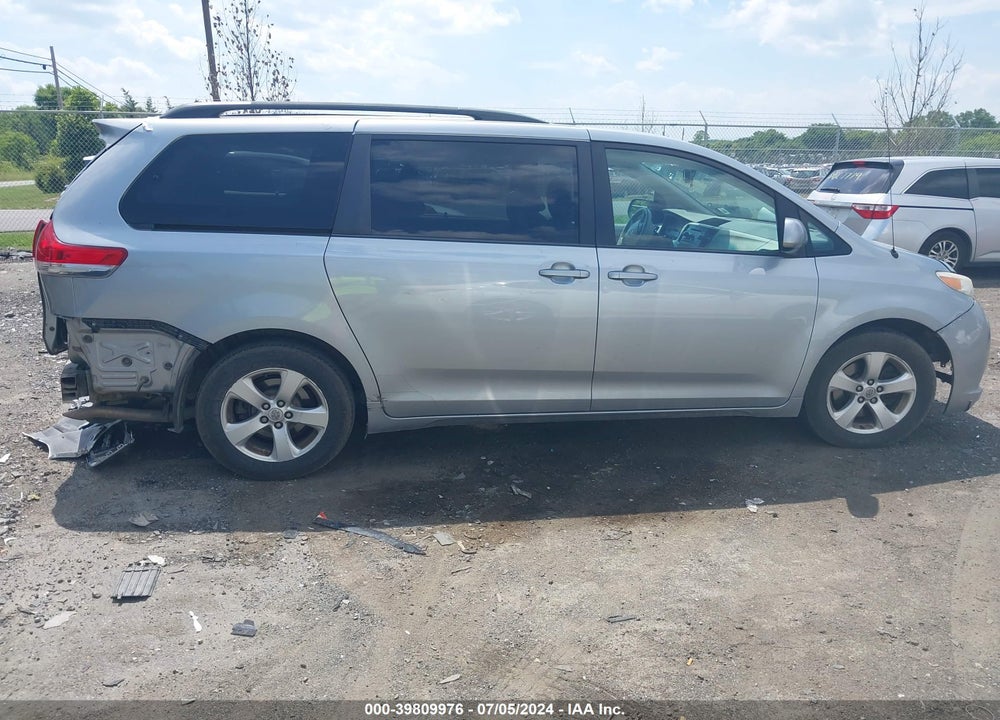 2014 TOYOTA SIENNA LE V6 8 PASSENGER VIN: 5TDKK3DC2ES508807