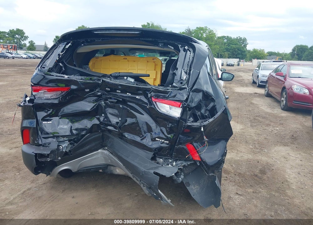 2022 FORD ESCAPE SE VIN: 1FMCU9G68NUB89329