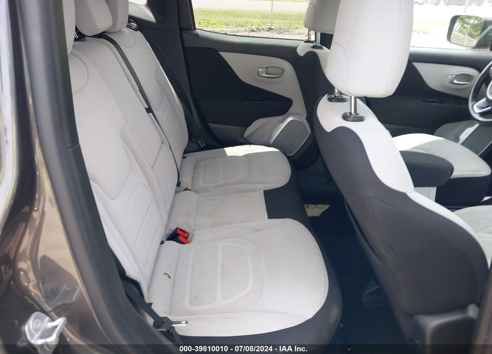 2018 JEEP RENEGADE LATITUDE FWD VIN: ZACCJABB0JPJ59222