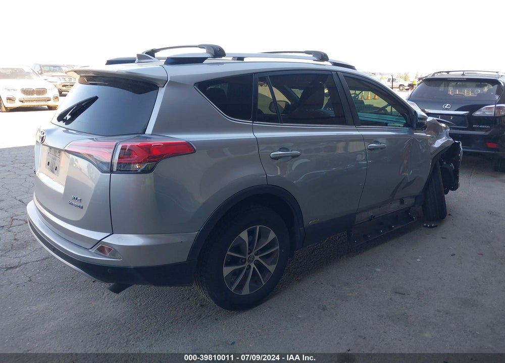 2017 TOYOTA RAV4 HYBRID XLE VIN: JTMRJREV4HD139047