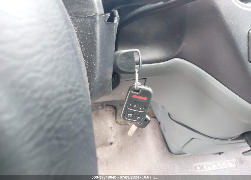 2004 HONDA ODYSSEY EX-L VIN: 5FNRL18974B003878