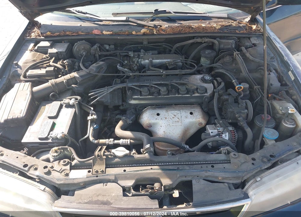 1997 HONDA ACCORD EX VIN: 1HGCD5652VA011182