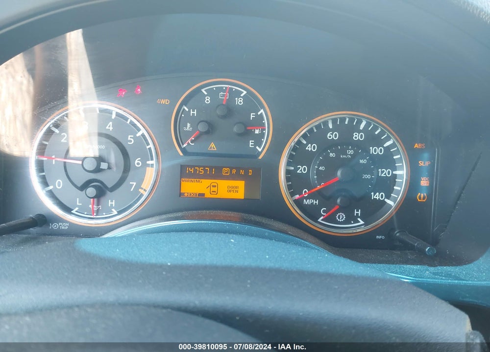 2011 NISSAN ARMADA PLATINUM VIN: 5N1AA0NE8BN612891