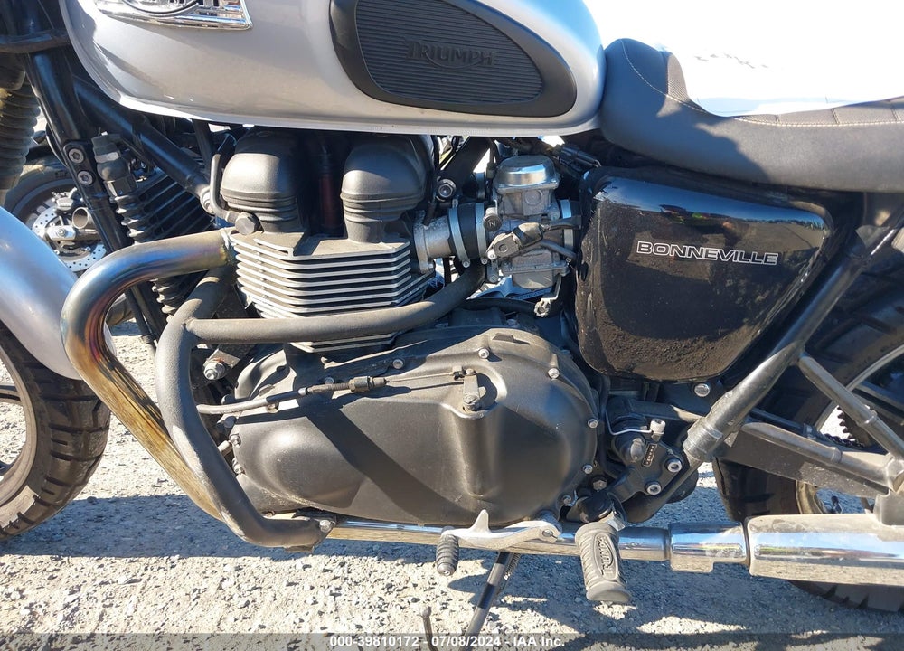 2015 TRIUMPH MOTORCYCLE BONNEVILLE VIN: SMT900K12FT677203