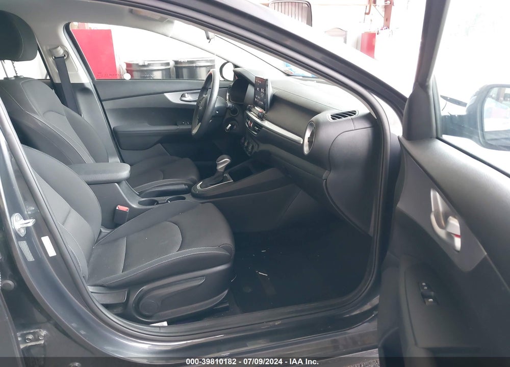 2023 KIA FORTE LXS VIN: 3KPF24AD0PE613640