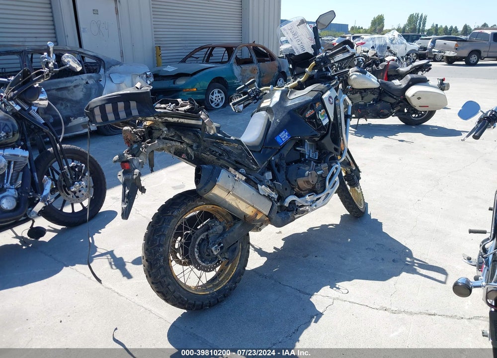 2021 HONDA CRF1100 D4 VIN: JH2SD1042MK100124