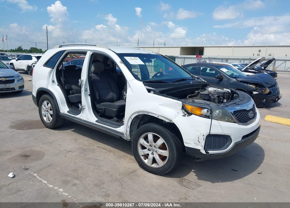2012 KIA SORENTO LX V6 VIN: 5XYKT4A21CG296880