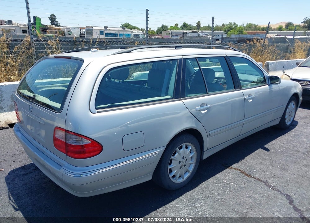2002 MERCEDES-BENZ E 320 VIN: WDBJH65J42X077139