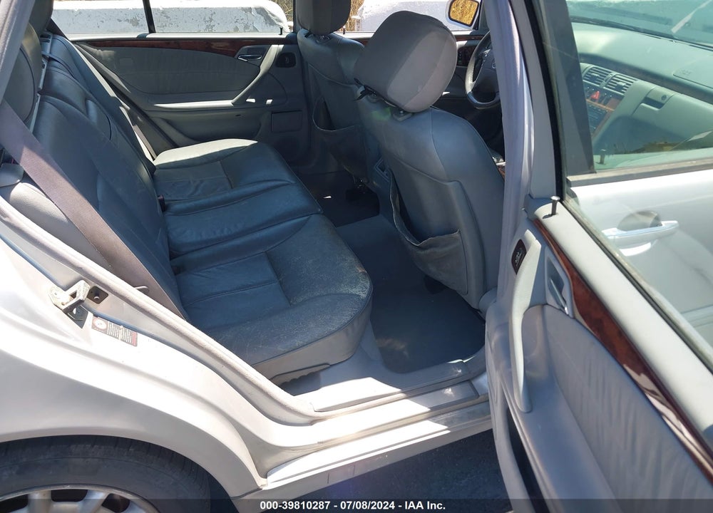 2002 MERCEDES-BENZ E 320 VIN: WDBJH65J42X077139